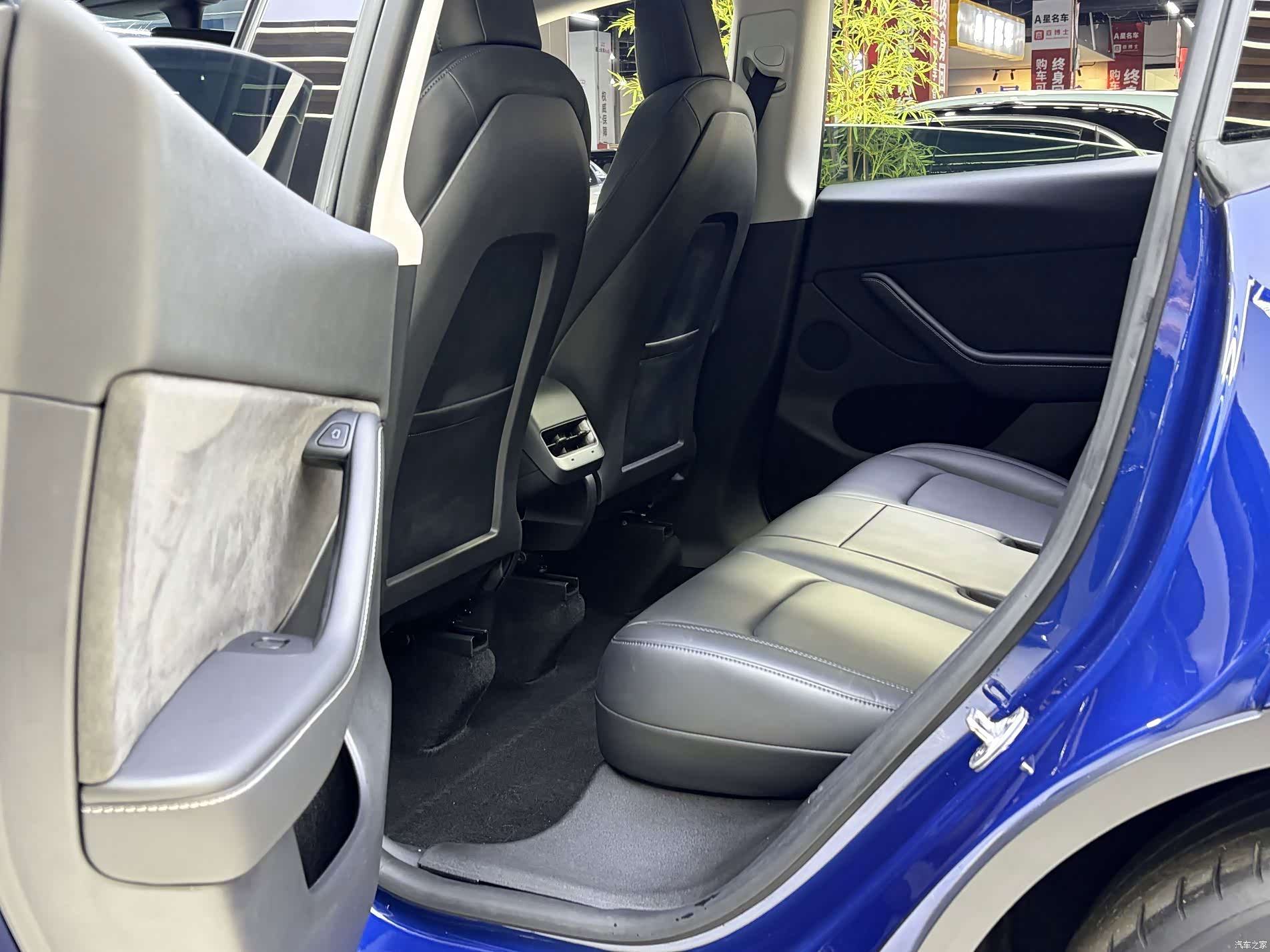 Tesla Model Y, 2022 7