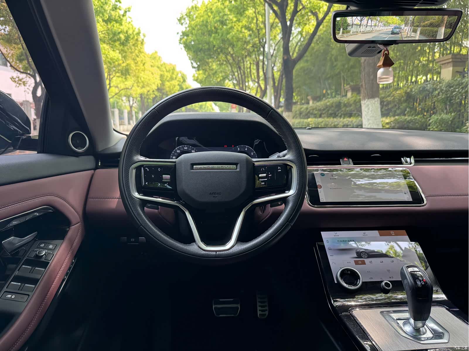 Land Rover Range Rover, 2024 14
