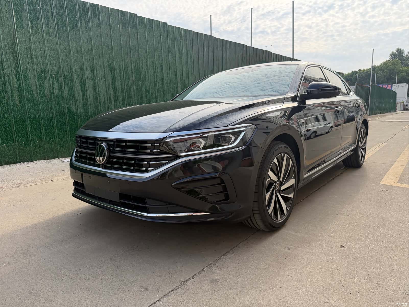 Volkswagen Passat, 2025 3