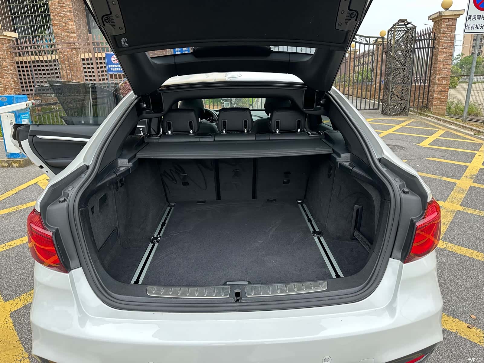 BMW 3 Series, 2021 15
