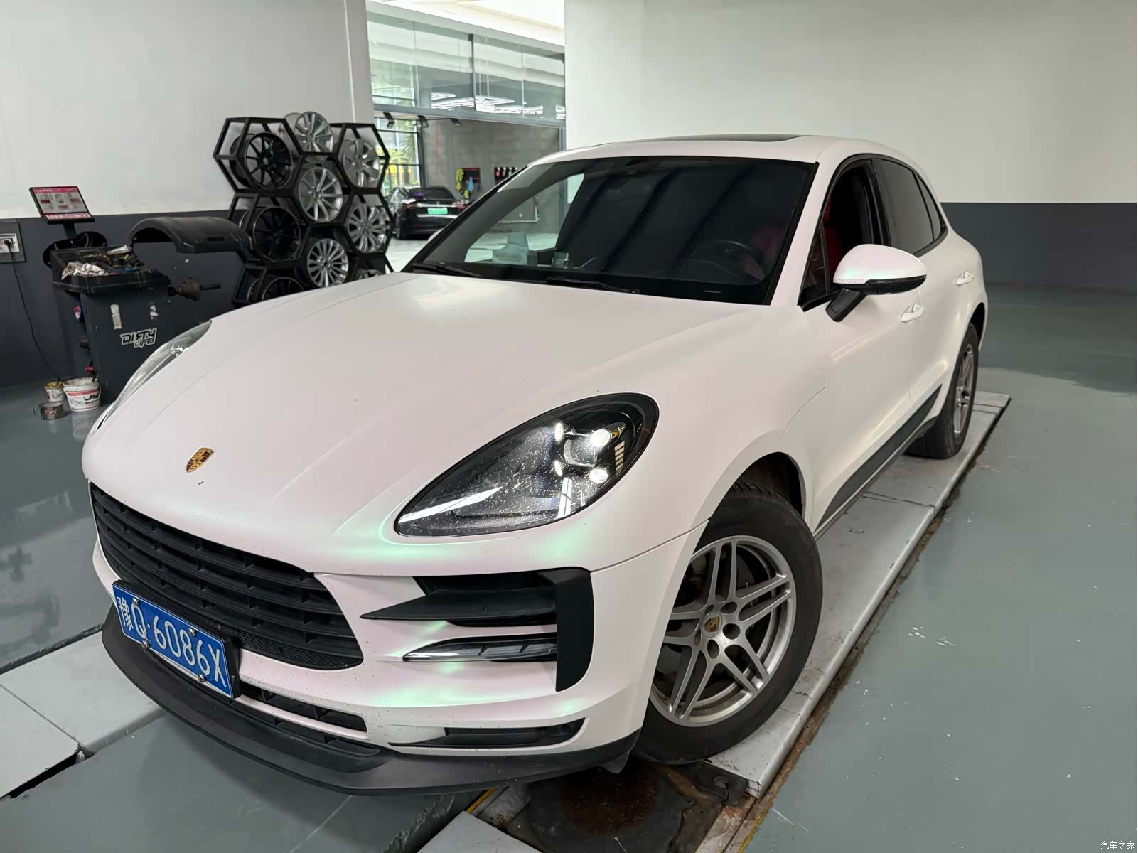 Porsche Macan, 2019 1