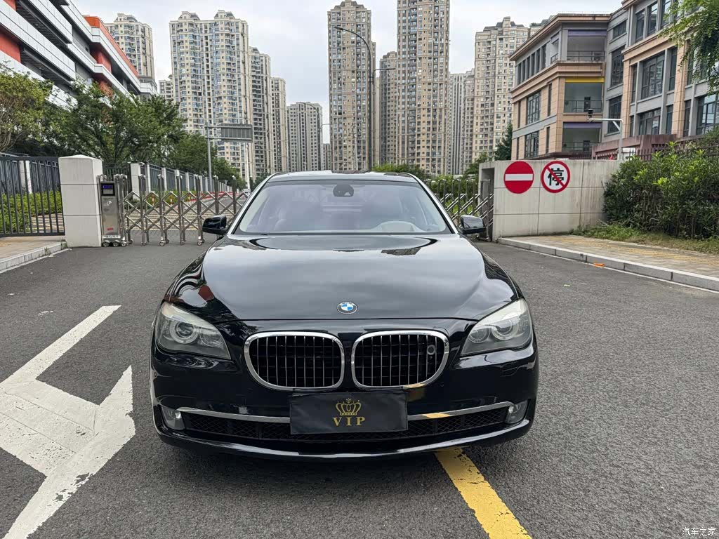 BMW 7 Series, 2011 2