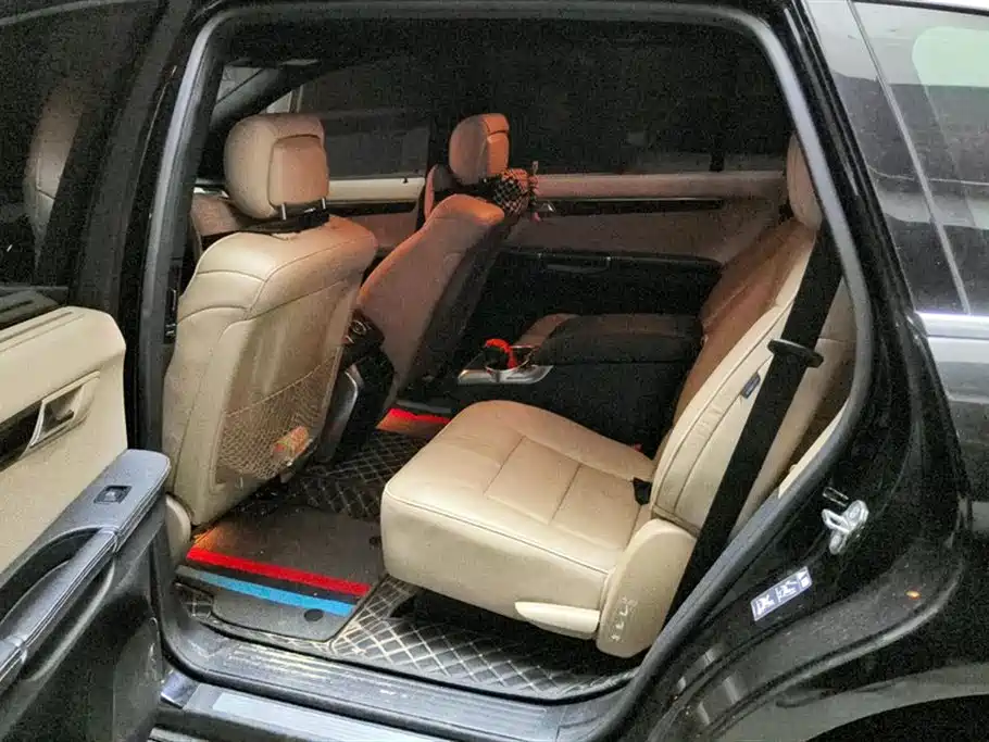 Mercedes-Benz R-class