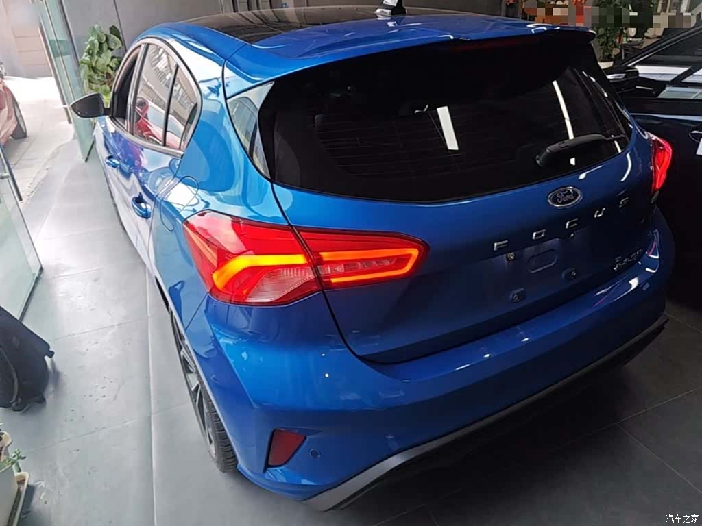 Ford Focus, 2020 все фото