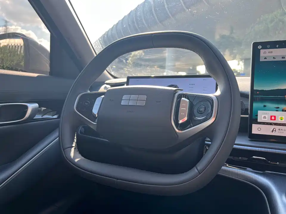 Geely Galaxy Galaxy E5