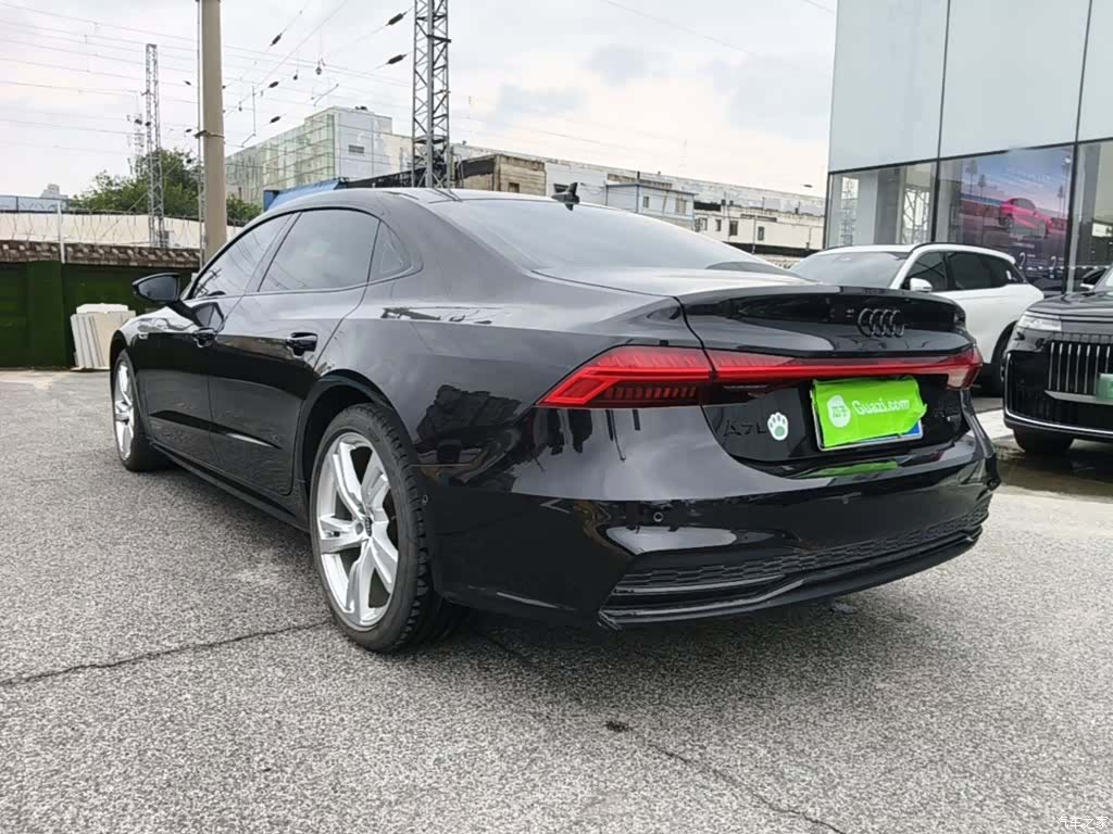 Audi A7L, 2023 все фото