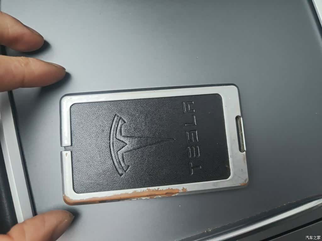 Tesla Model Y, 2022 17