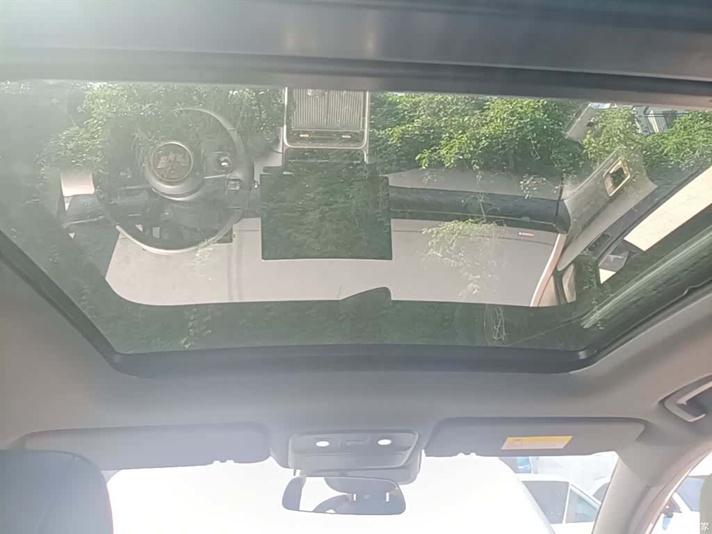 Wuling Starlight, 2025 18