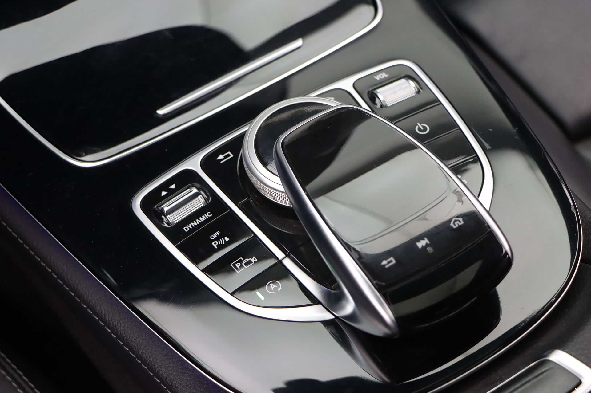 Mercedes-Benz E-Class, 2017 14