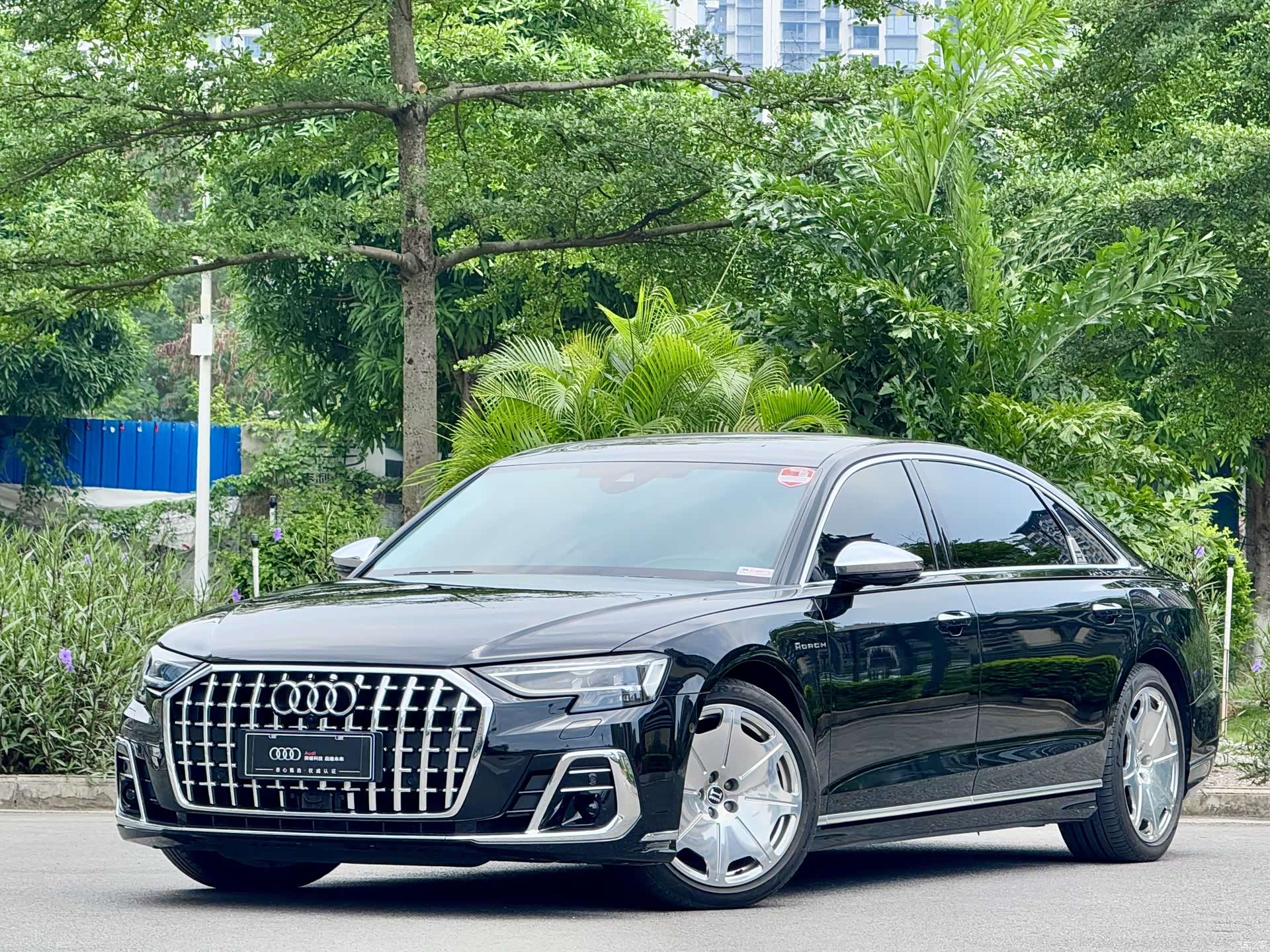 Audi A8L, 2022 1