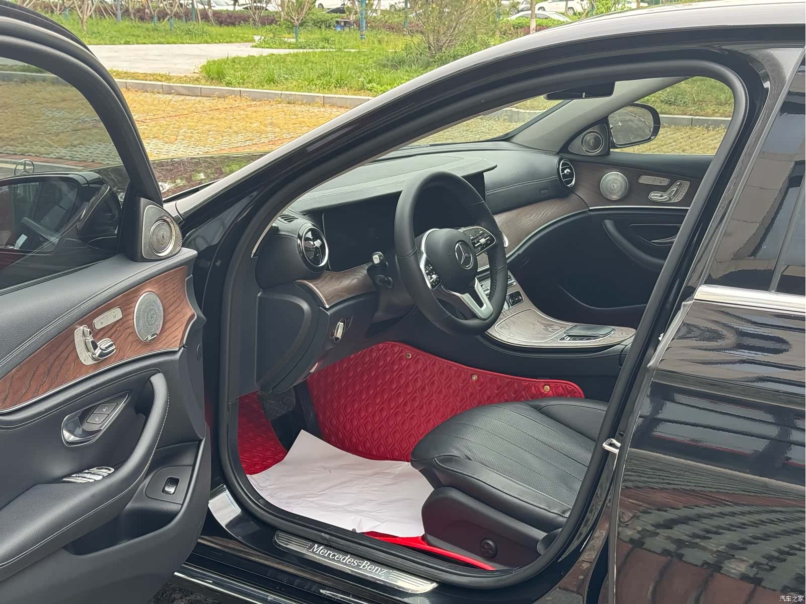 Mercedes-Benz E-Class, 2019 17