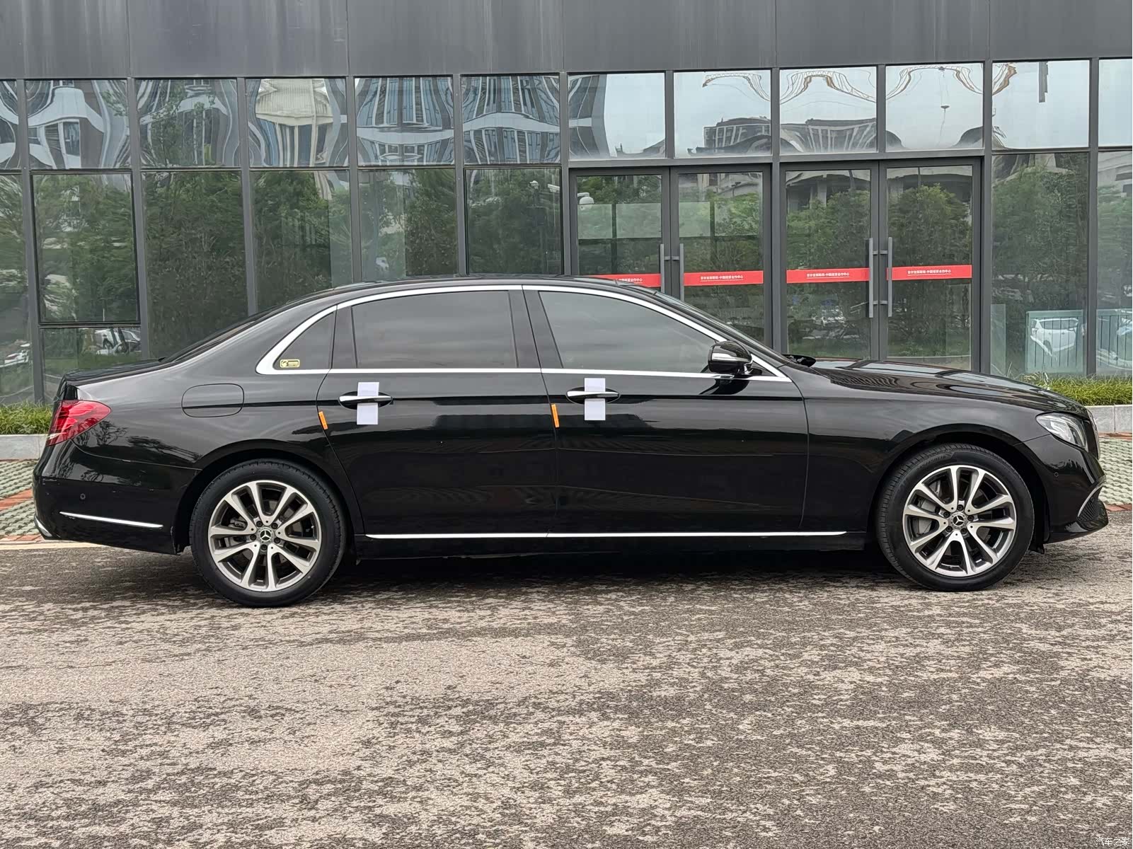 Mercedes-Benz E-Class, 2019 8