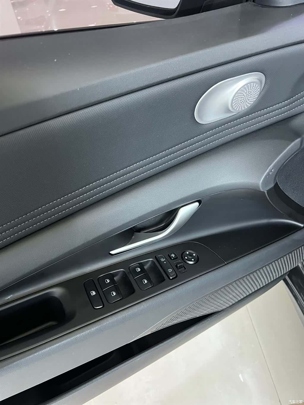 Hyundai Elantra, 2023 7