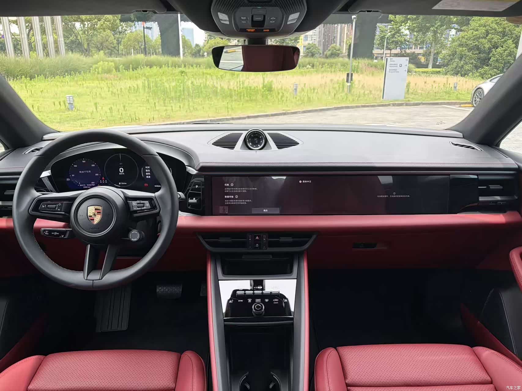 Porsche Macan, 2025 17