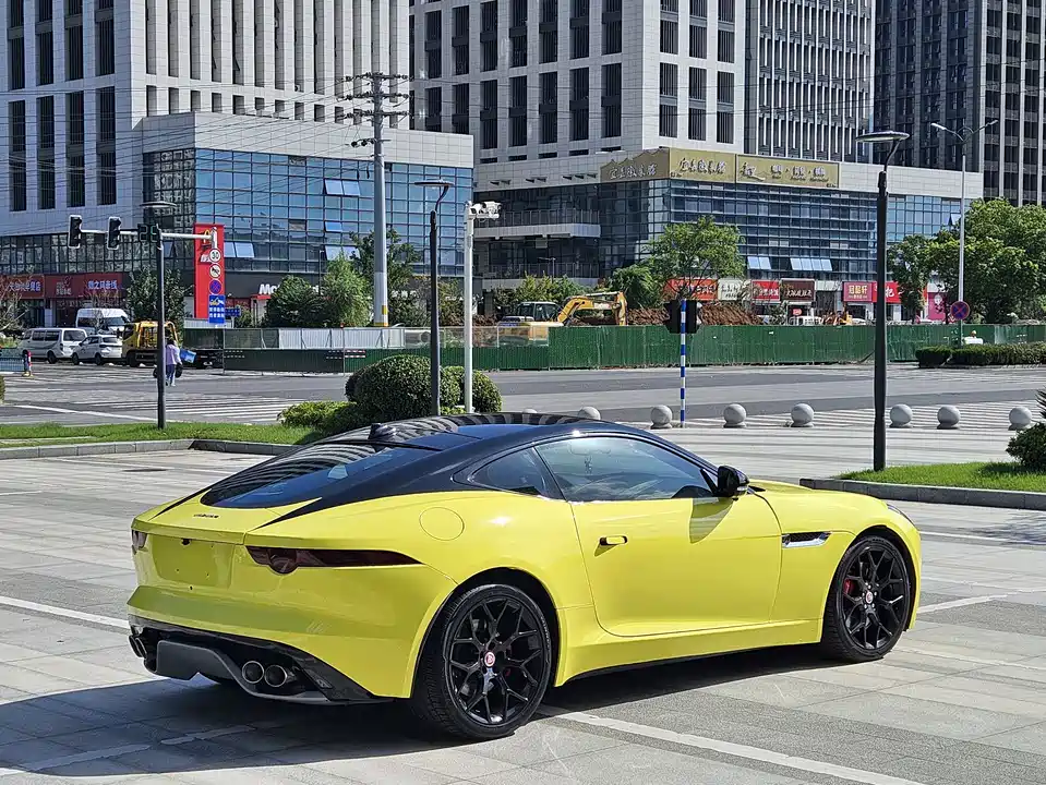 Jaguar F-TYPE