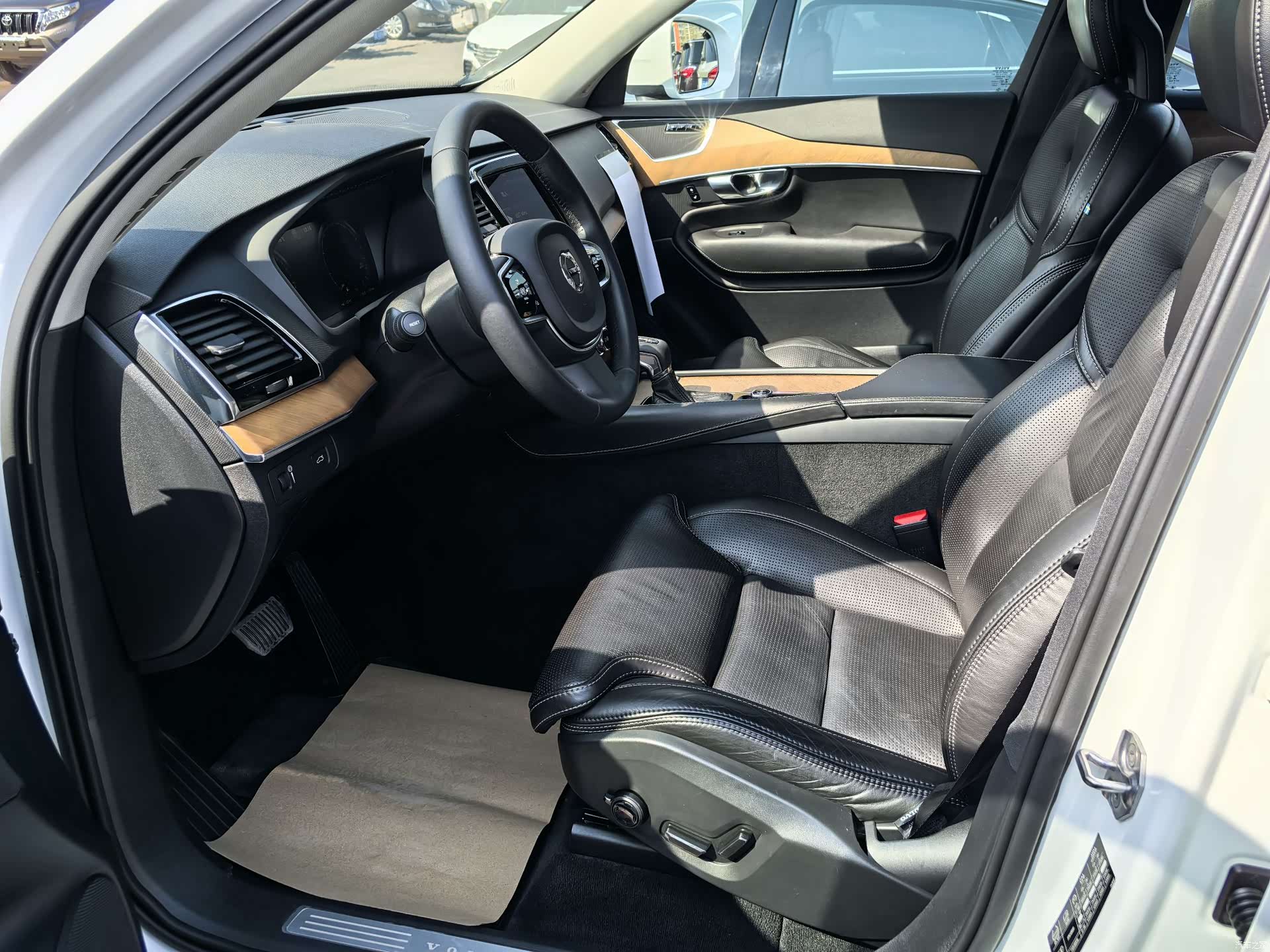 Volvo XC90, 2017 3