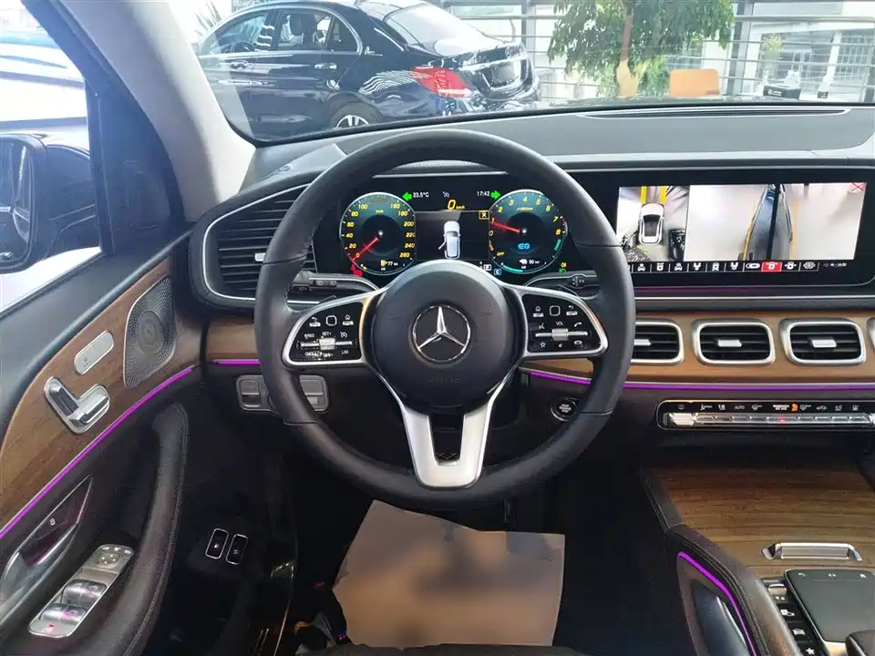 Mercedes-Benz GLE Mercedes-Benz GLE