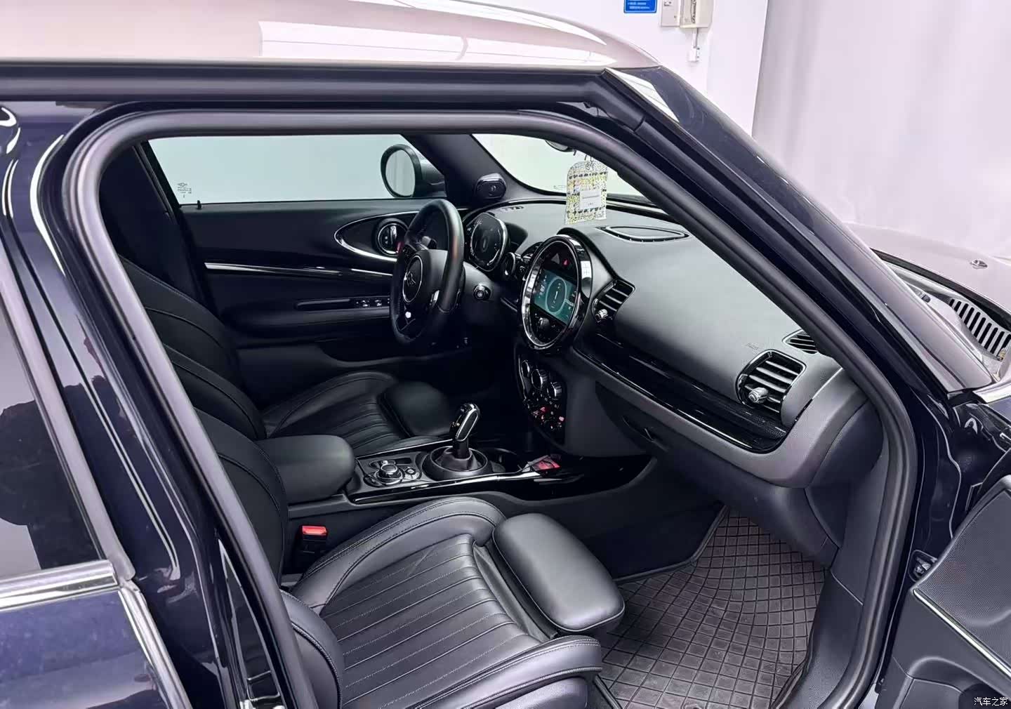 Mini Clubman, 2023 4