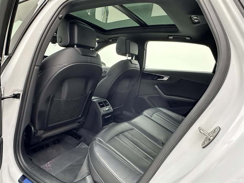 Audi A4L, 2024 21
