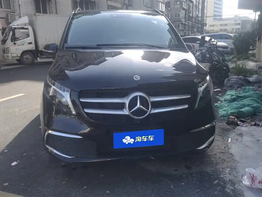 Mercedes-Benz V-class