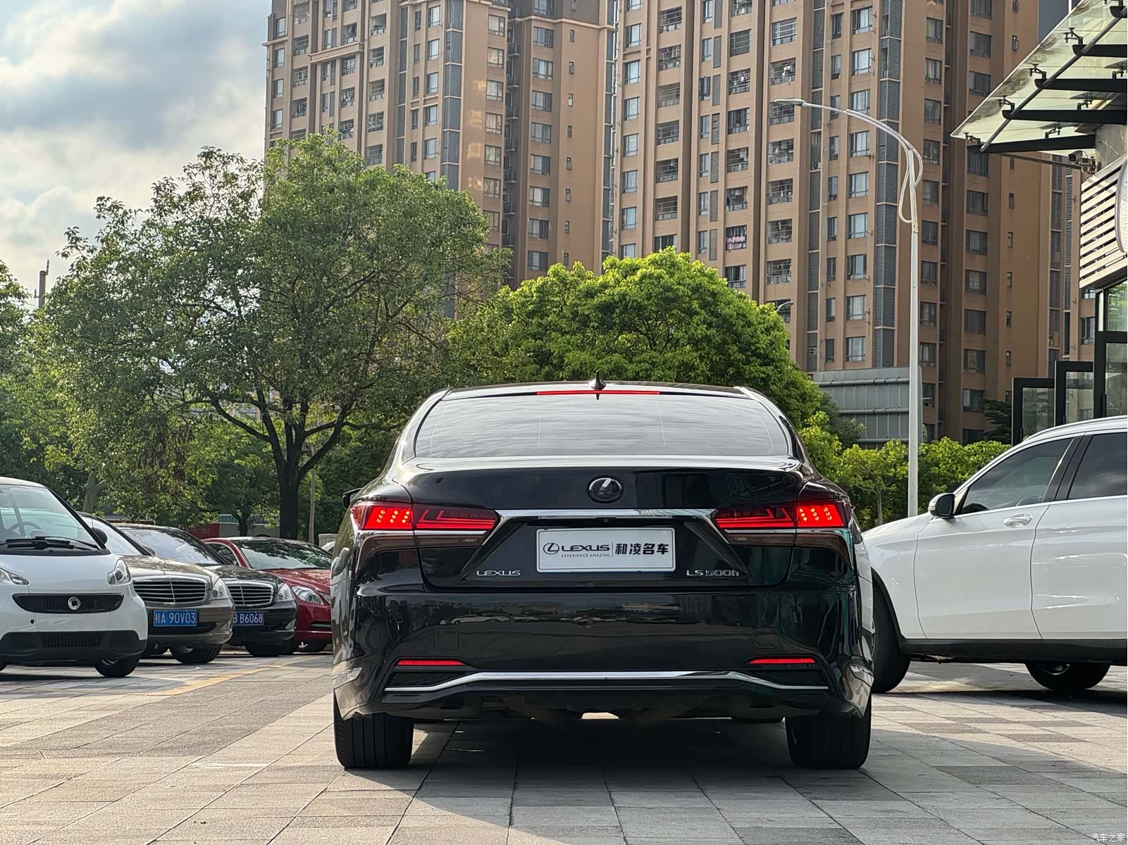 Lexus LS, 2020 все фото