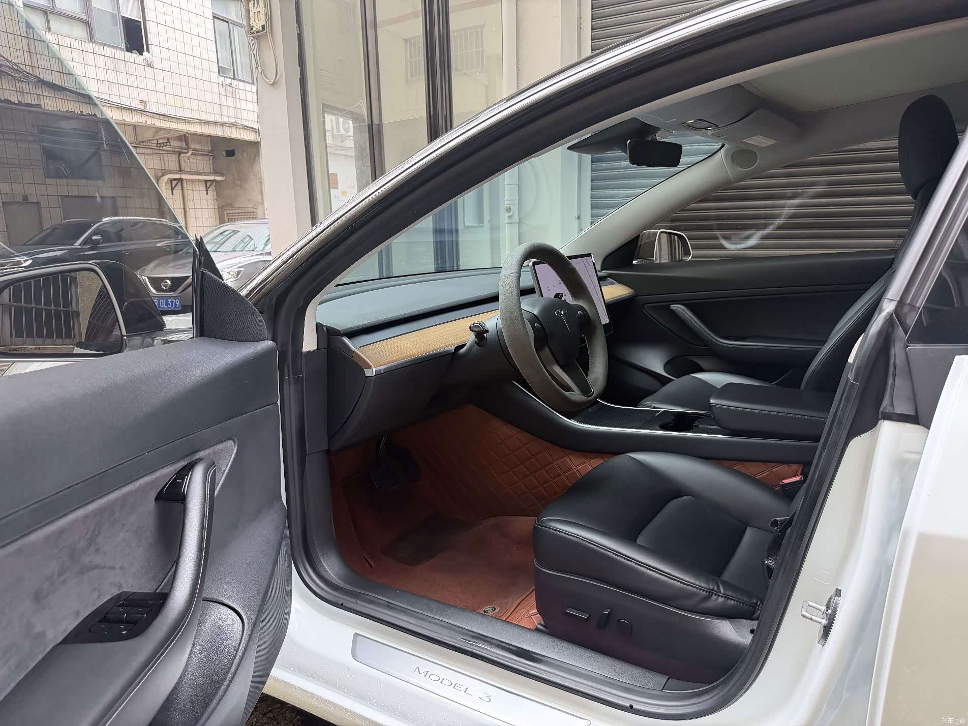 Tesla Model 3, 2020 7