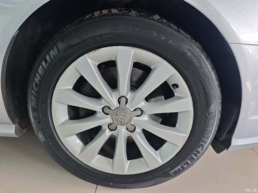 Audi A6L, 2016 10