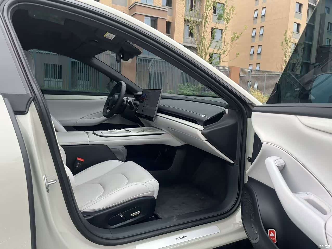 Xiaomi SU7, 2025 4