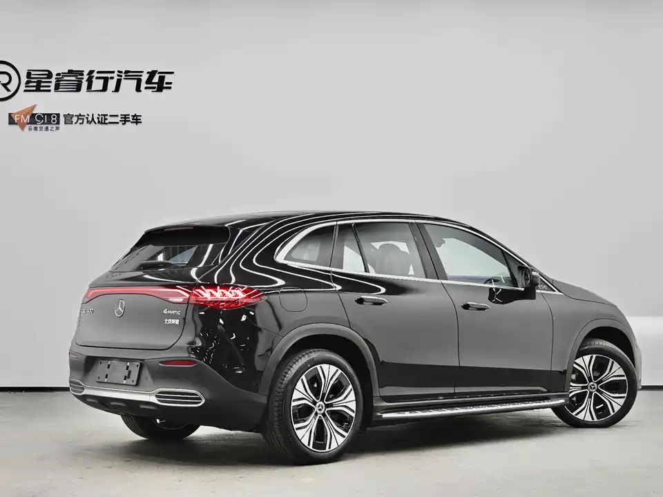 Mercedes-Benz EQE SUV