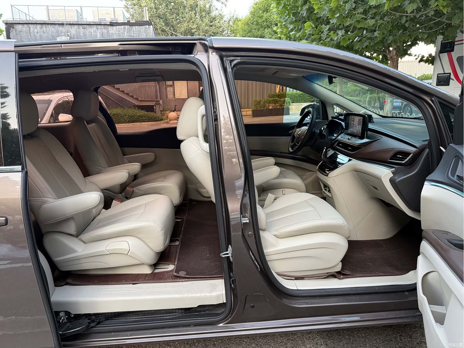 Buick GL8, 2021 18