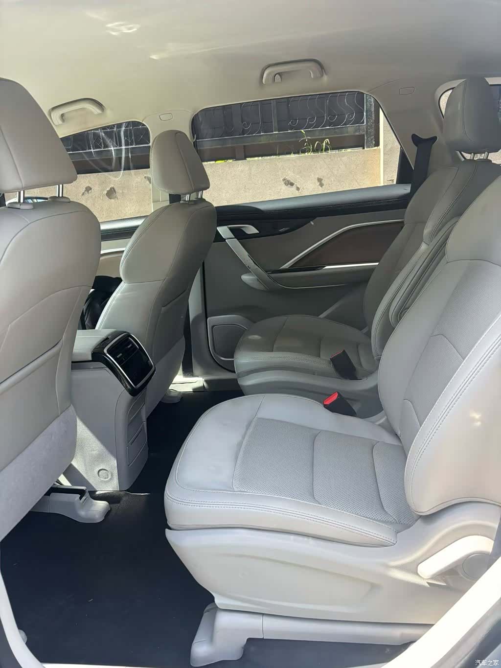 Geely Jiaji, 2021 8