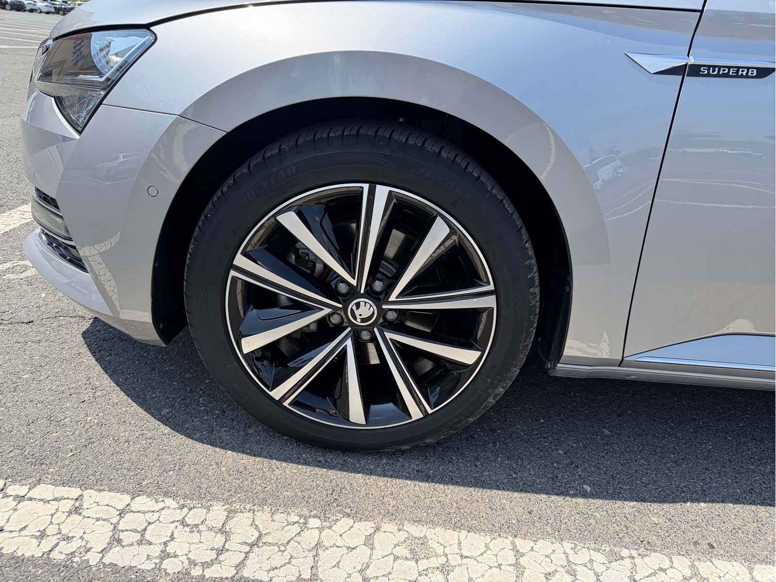 Skoda Superb, 2023 13