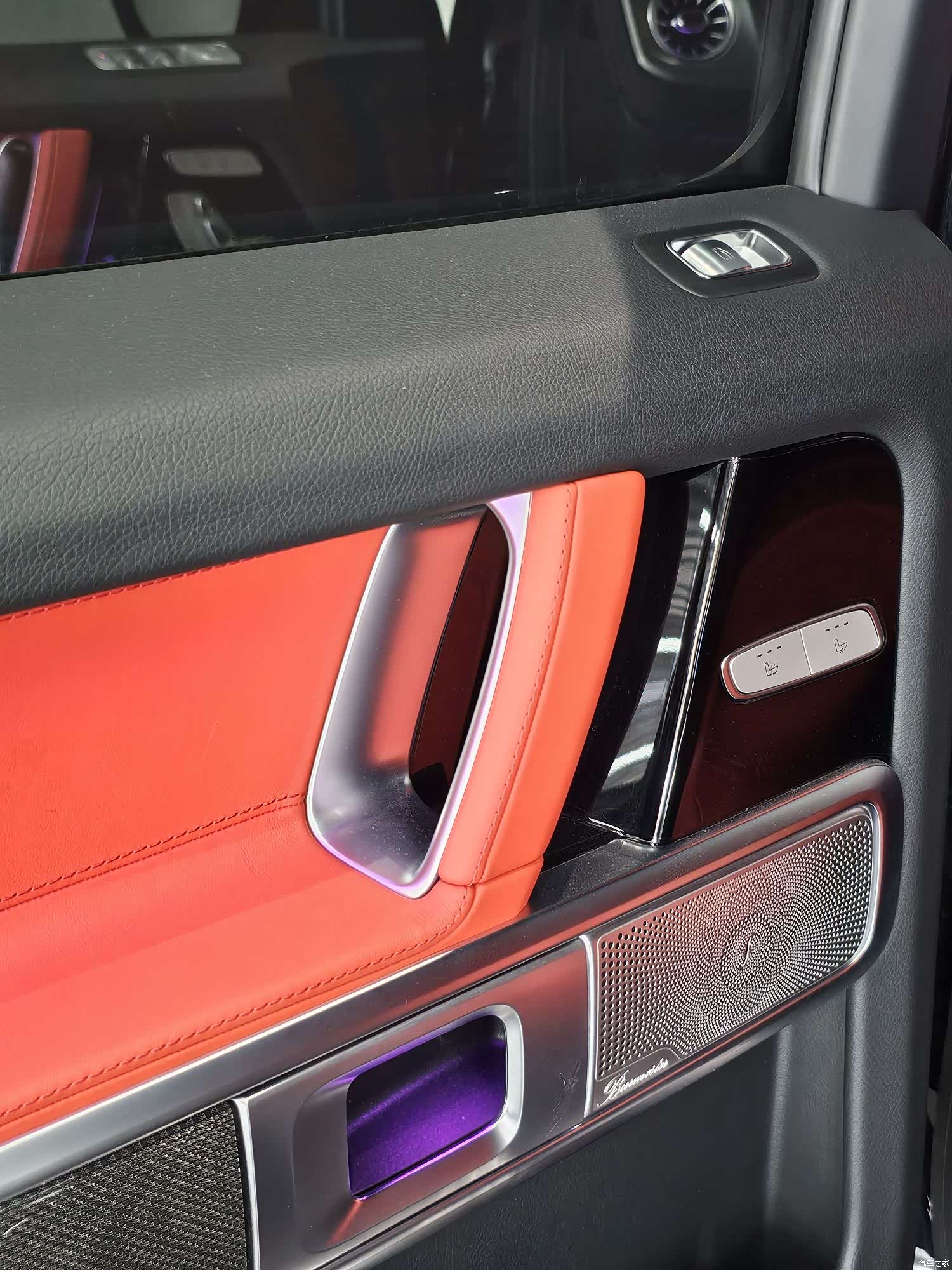 Mercedes-Benz G-Class, 2025 12