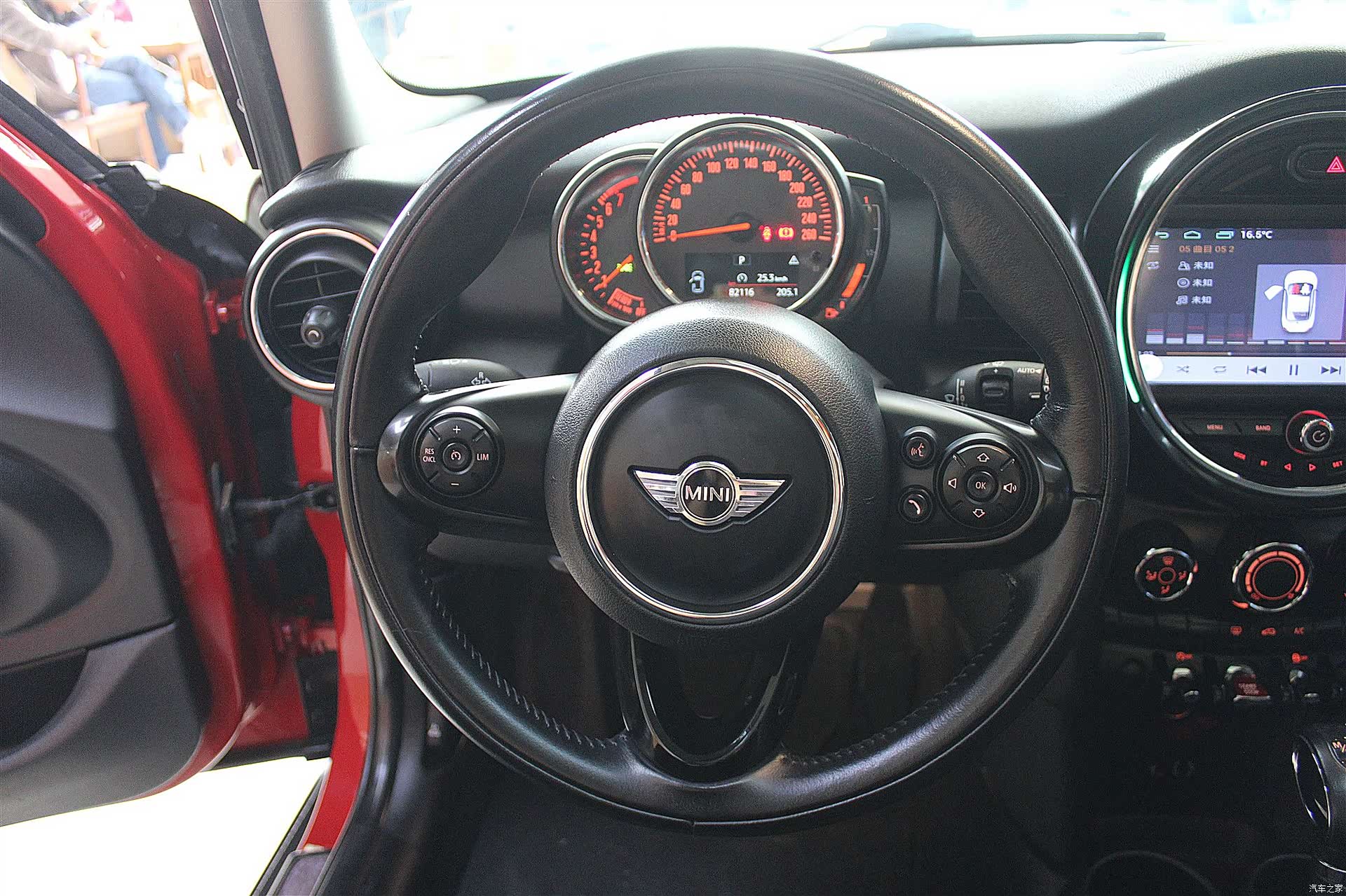 Mini ONE, 2017 8