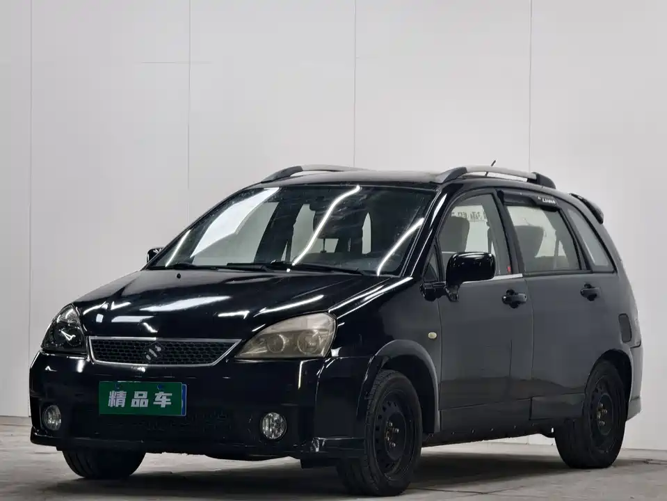 Suzuki Liana