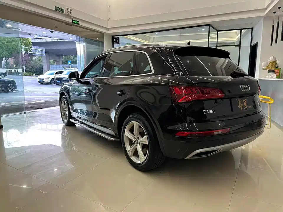 Audi Q5L Audi Q5L