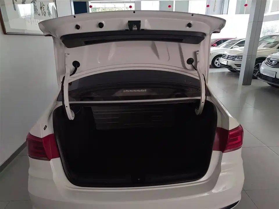 Volkswagen Santana