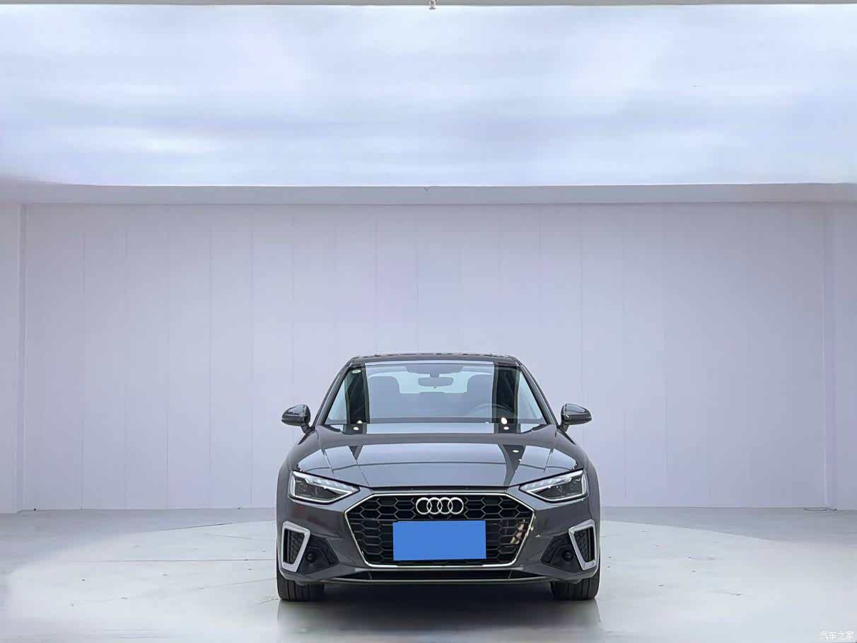 Audi A4L, 2022 2