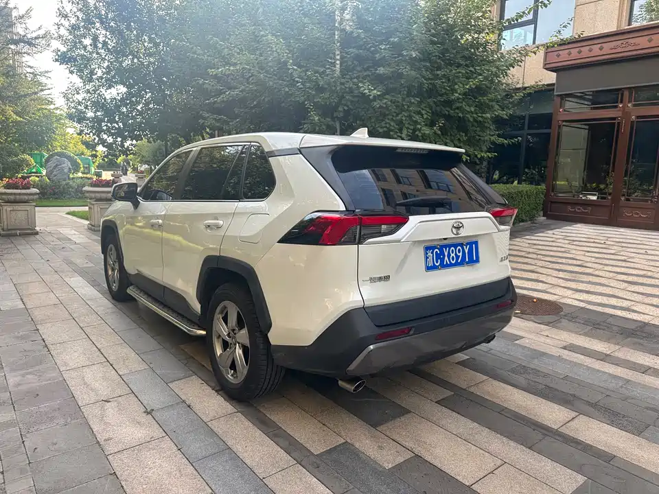 Toyota RAV4 Rongfang