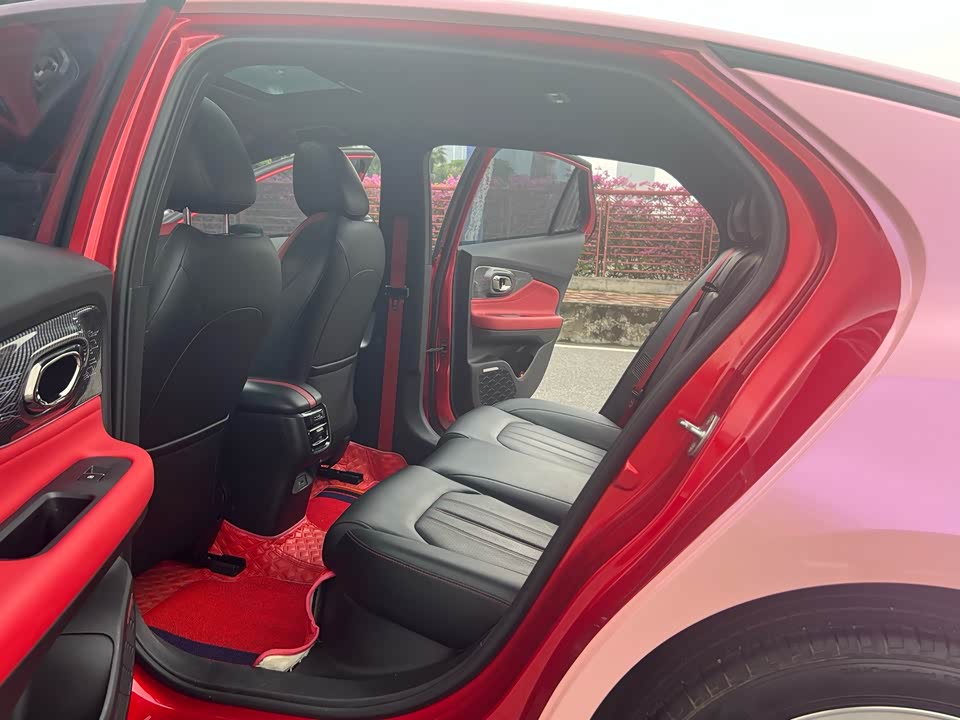 Trumpchi Shadow Leopard