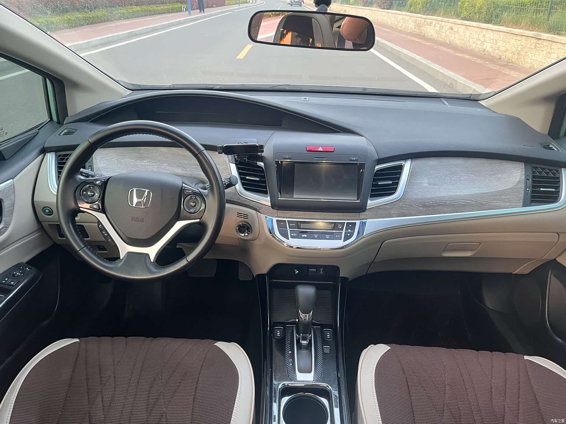 Honda Jade, 2017 все фото