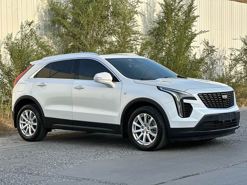 Cadillac XT4