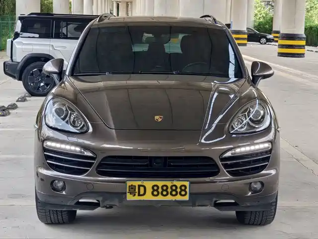 Porsche Cayenne 2013 — купить из Китая под заказ