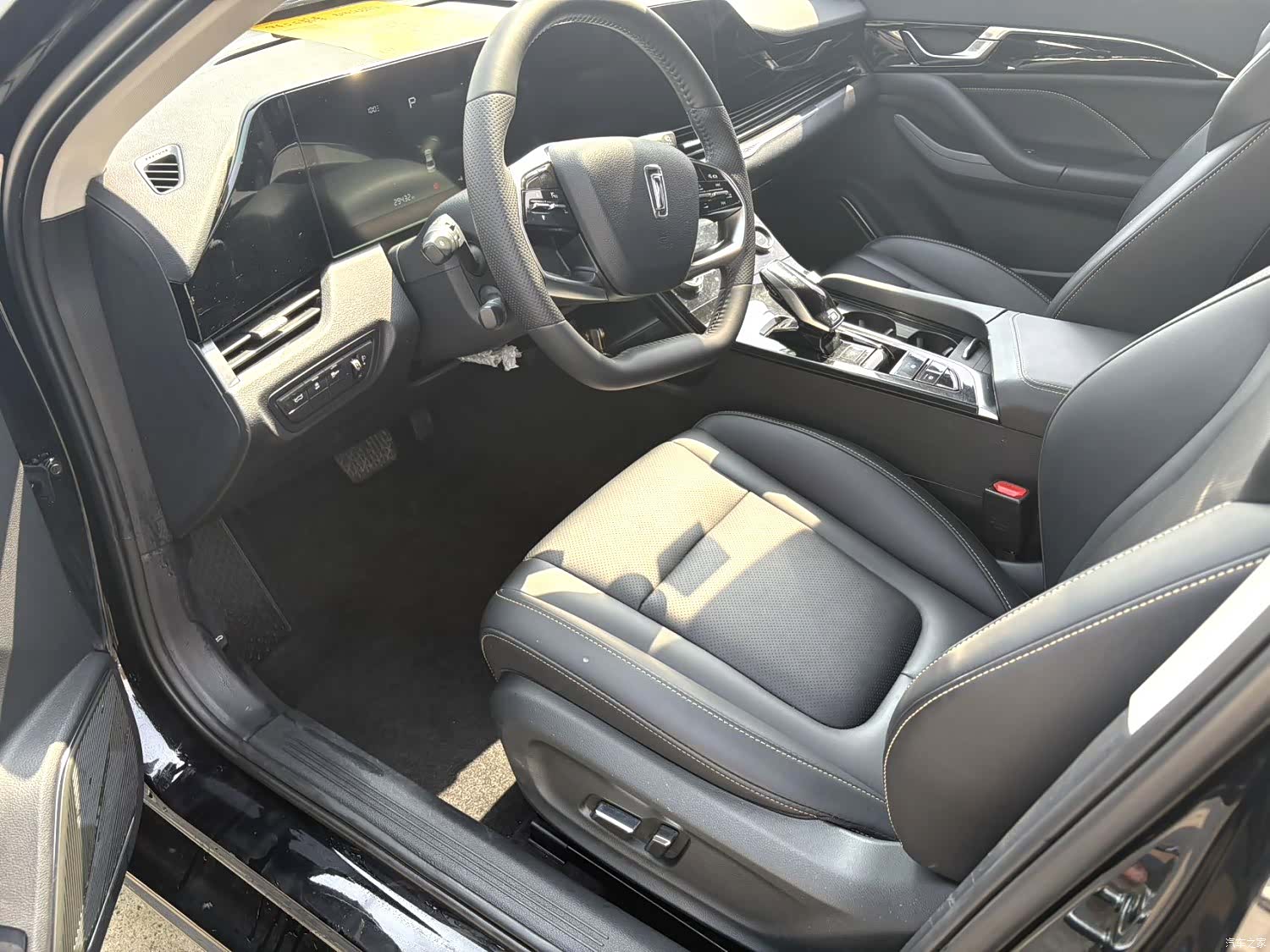 Bestune B70, 2022 9