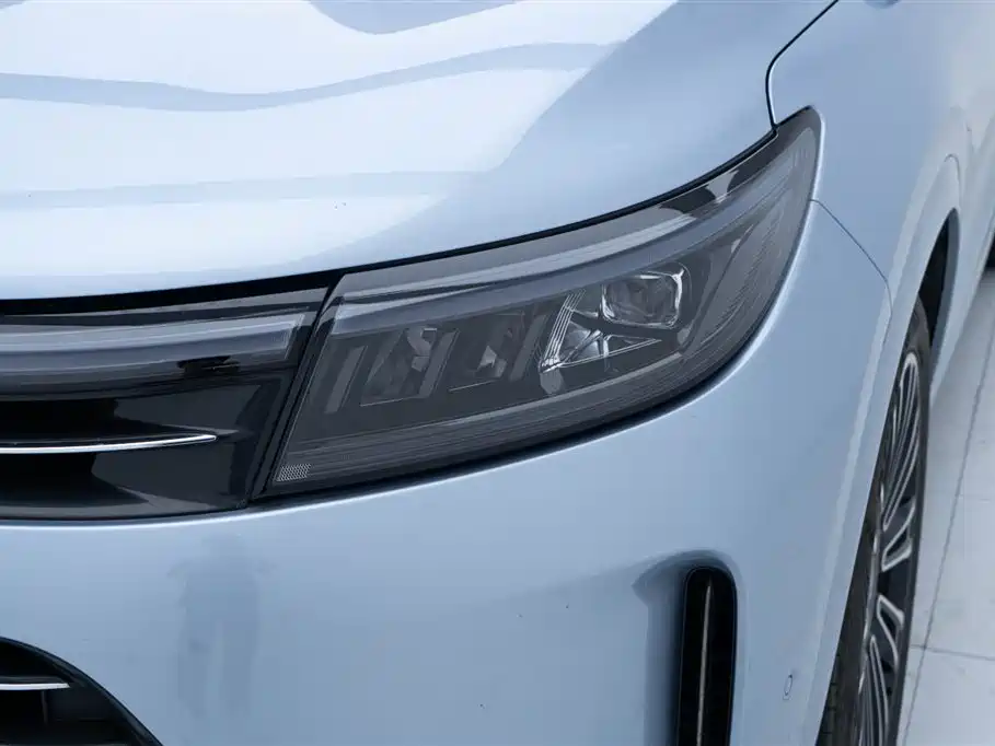 AITO Ask the world M7