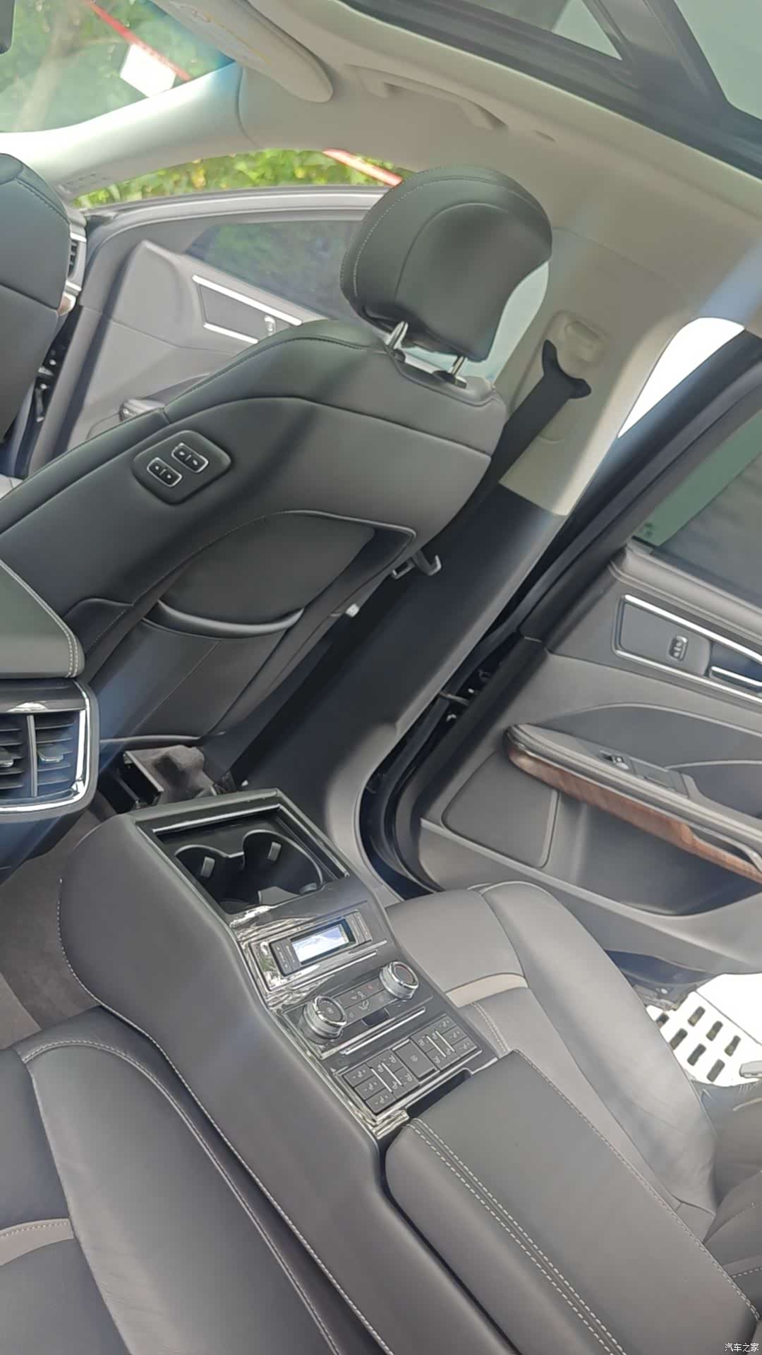 Ford Taurus, 2019 20