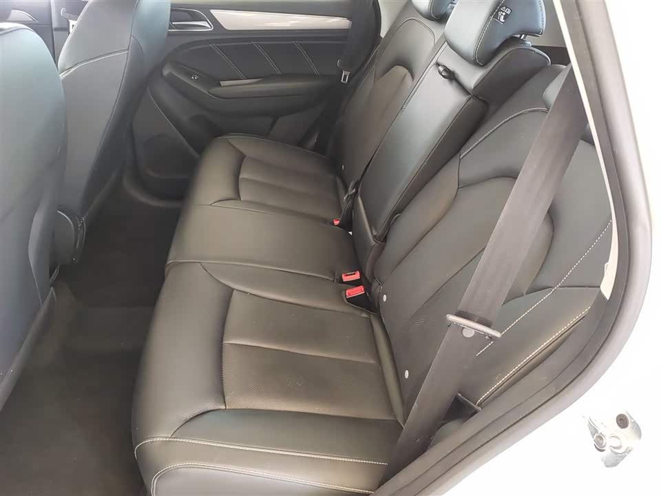Roewe RX5 Roewe RX5