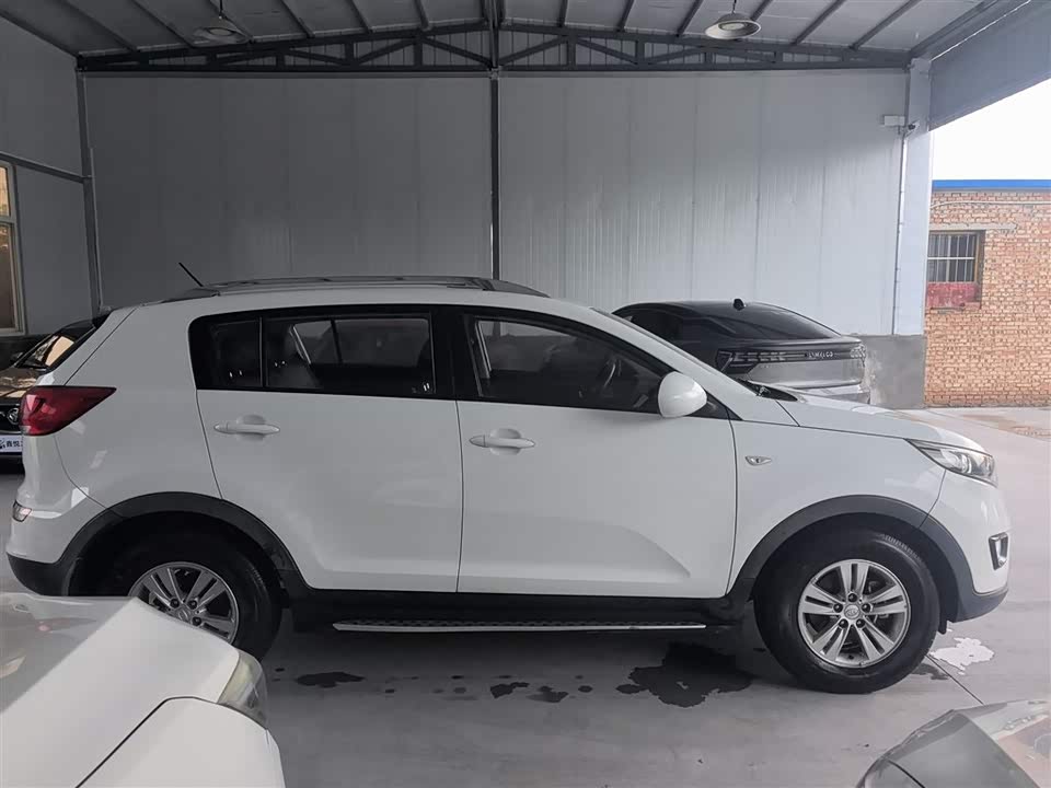 Kia Smart running