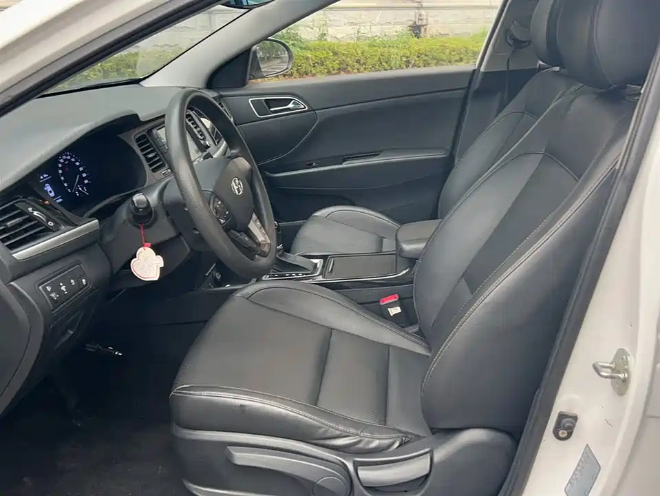 Hyundai Name picture