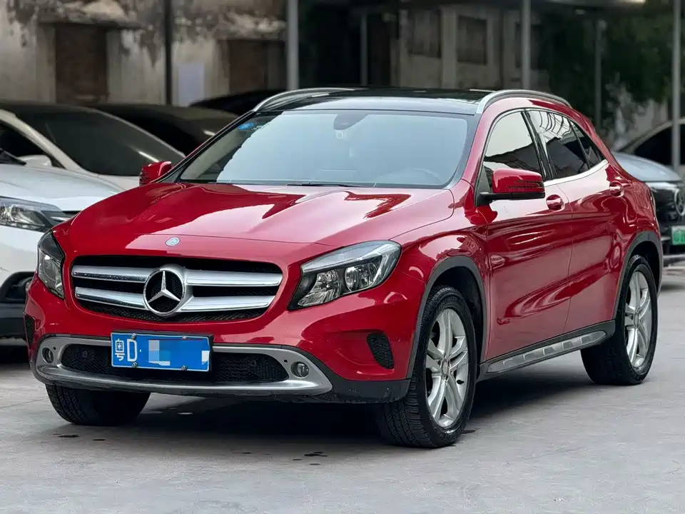 Mercedes-Benz GLA